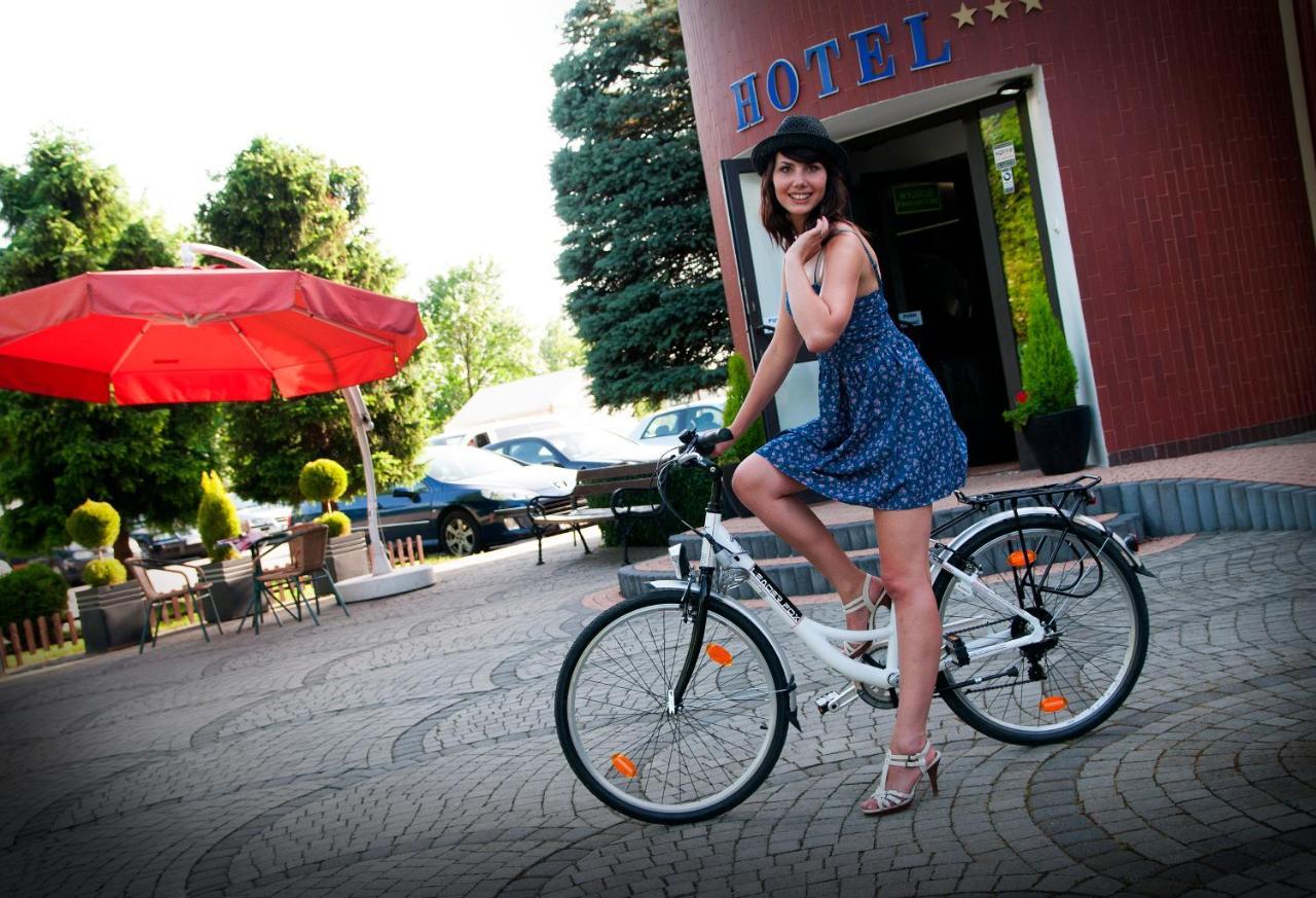 Hotel Marko Przemyśl Extérieur photo